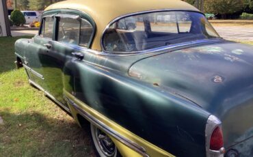 Desota-sedan-1953-green-7