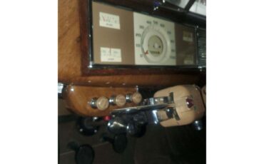 Desoto-4-dr-sedan-1939-FACTORY-MAROON-TAN-MOW-HAIR-6