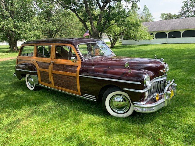 Desoto-Deluxe-1949-Maroon-Tan