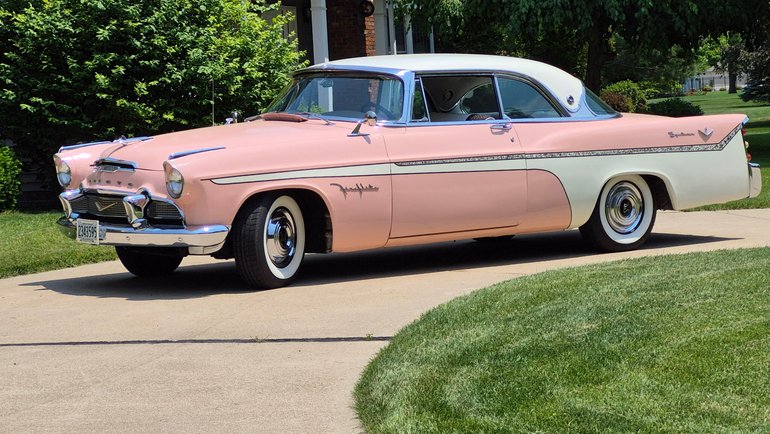 Desoto-Fireflite-1956-Pink-And-White-Black-And-White