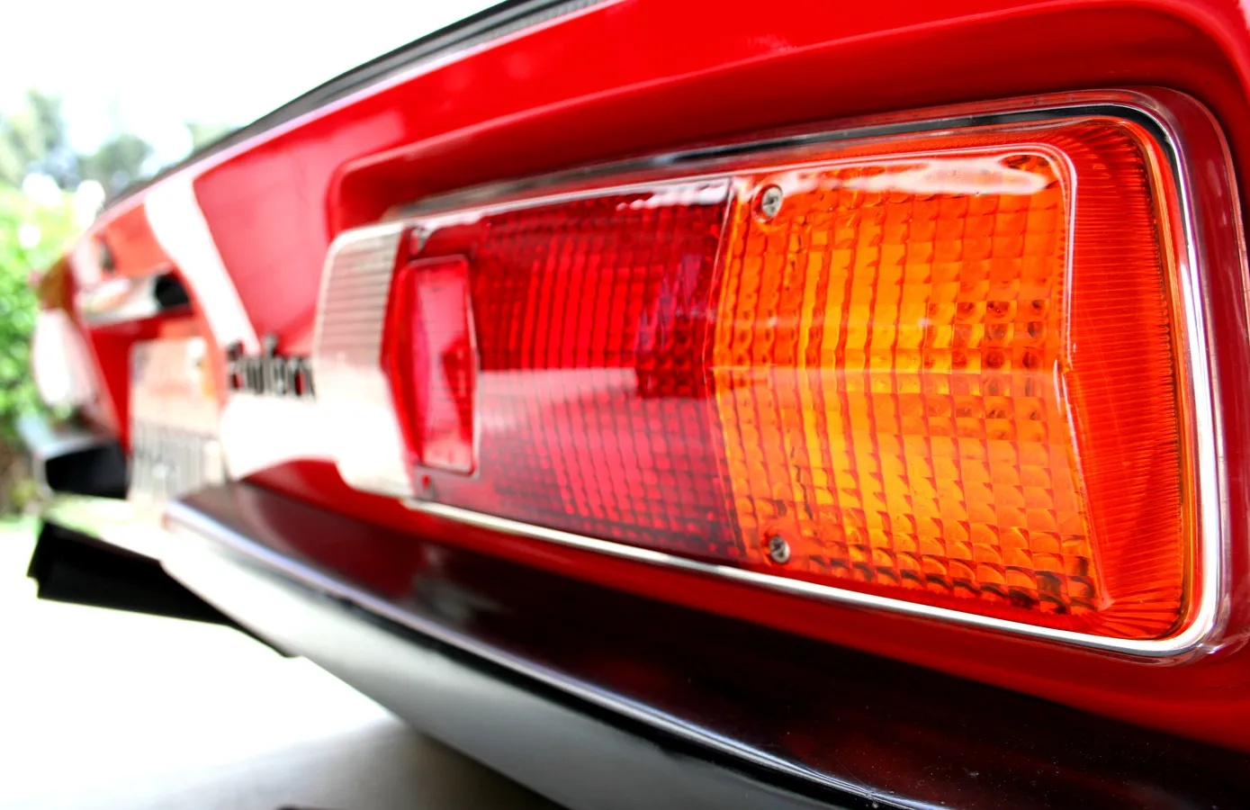 Detomaso-Pantera-1973-Rousso-Red-Black-13