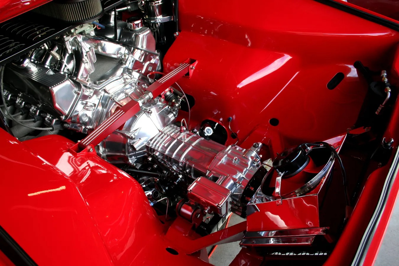 Detomaso-Pantera-1973-Rousso-Red-Black-14