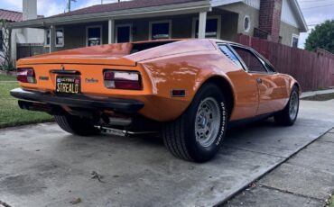 Detomaso-Pantera-1974-Orange-Black