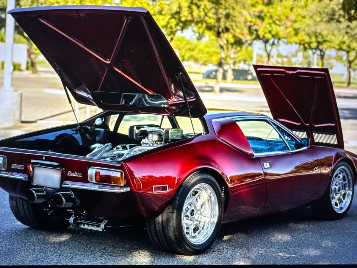 Detomaso-pantera-1972-red-4