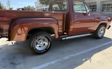Dodge-100-1977-Orange-White-10
