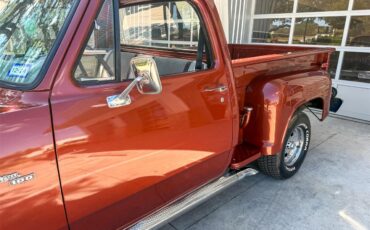 Dodge-100-1977-Orange-White-26