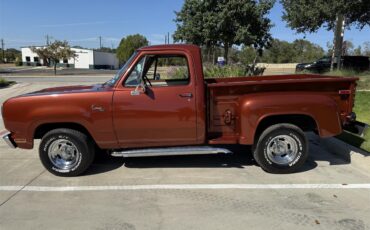 Dodge-100-1977-Orange-White-4