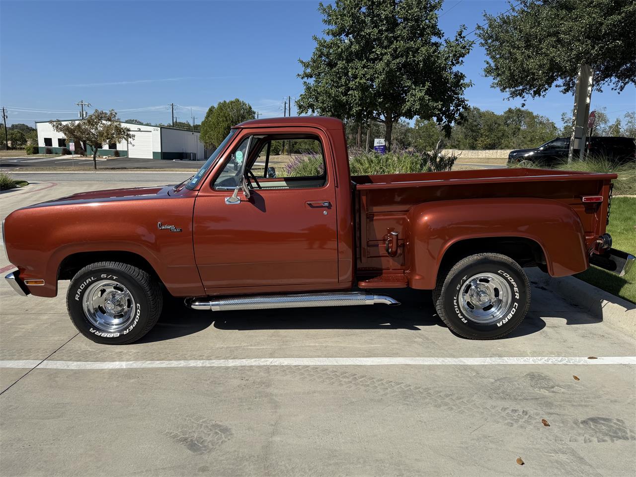 Dodge-100-1977-Orange-White-4