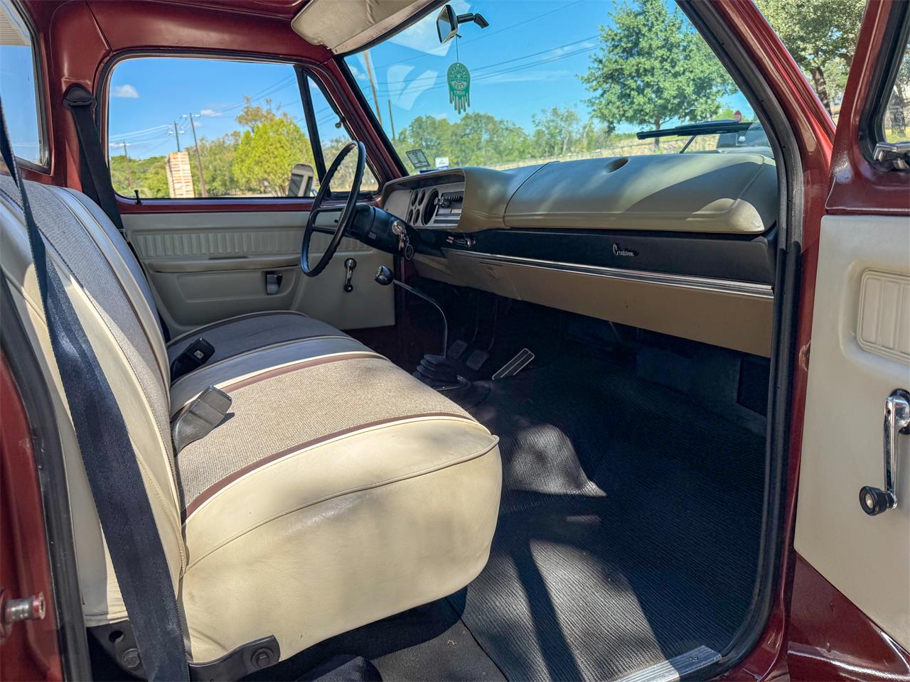 Dodge-100-1977-Orange-White-41