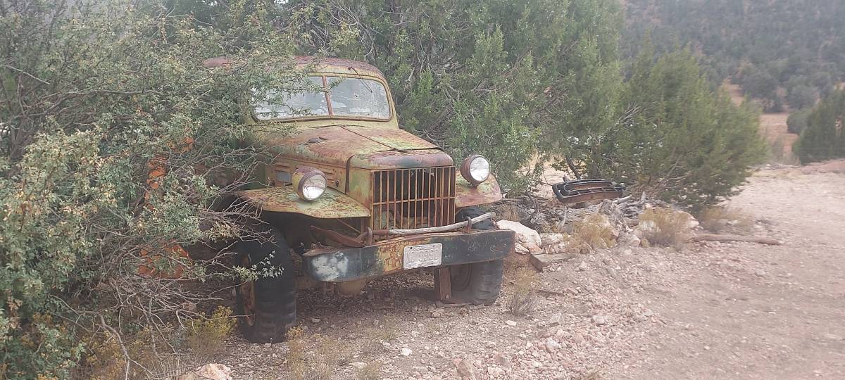 Dodge-1952-grey-2