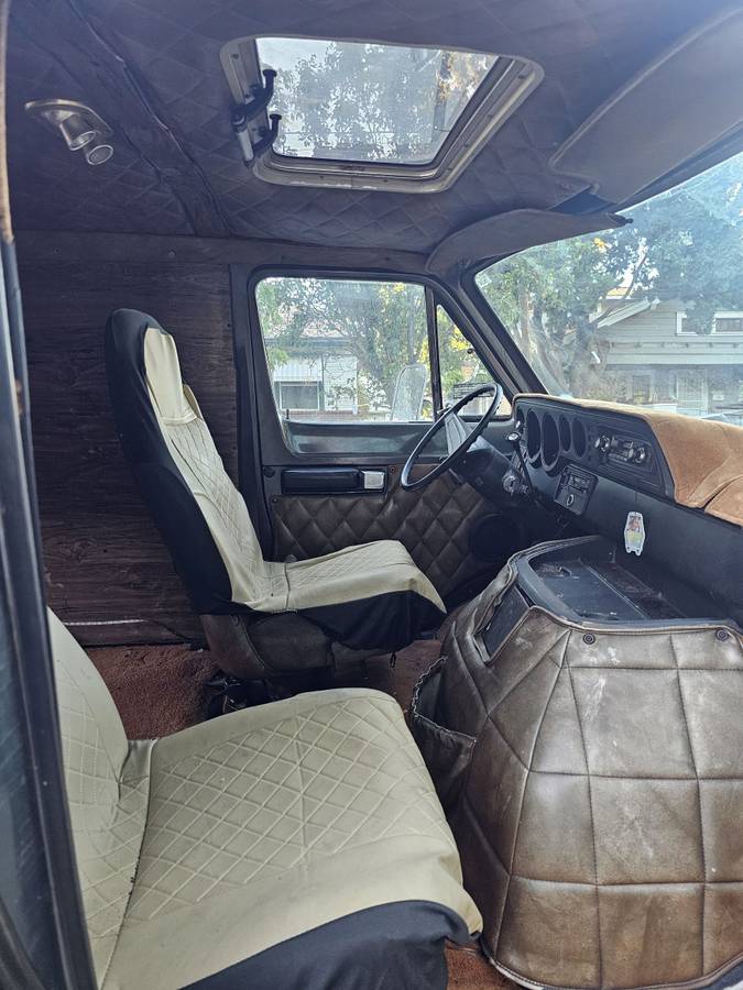 Dodge-1978-grey-10
