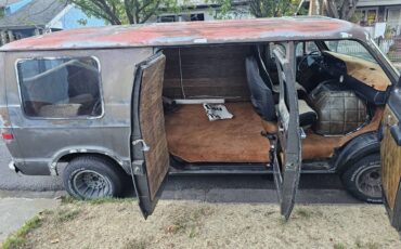 Dodge-1978-grey-9