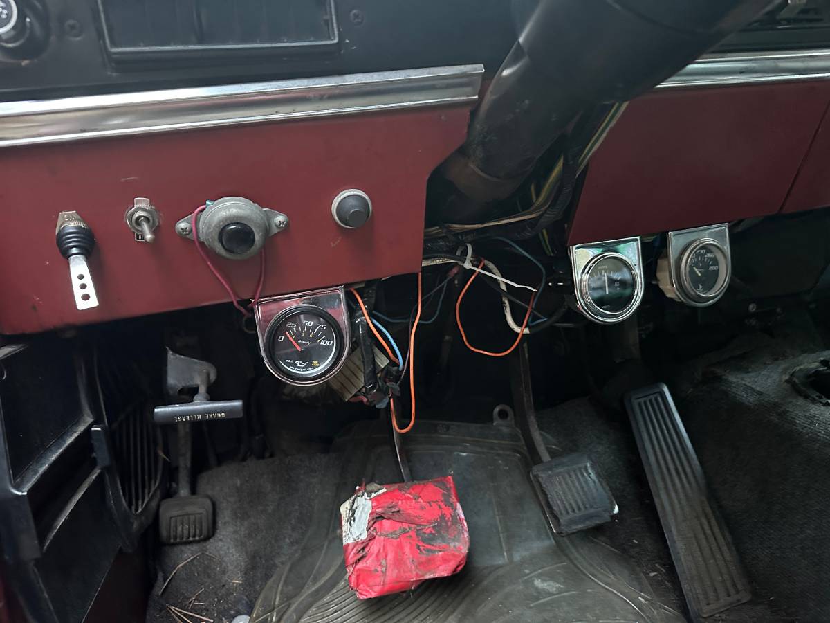 Dodge-1978-red-9