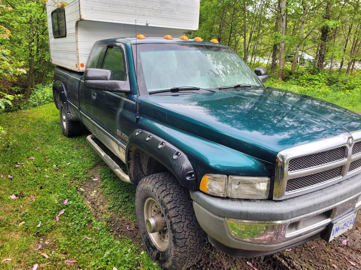 Dodge-2500-diesel-1996-green-1