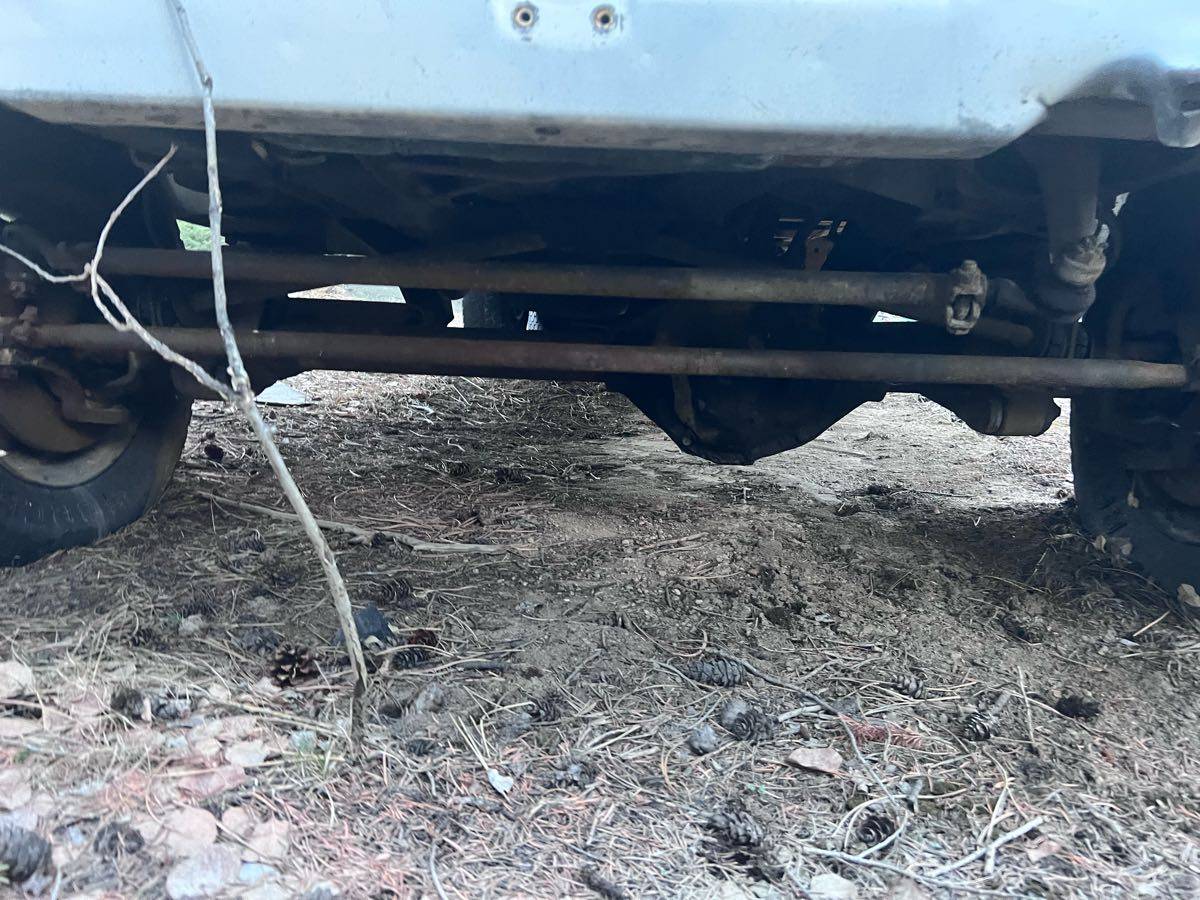 Dodge-4x4-pathfinder-van-1987-12