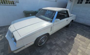 Dodge-600-1987-white-17