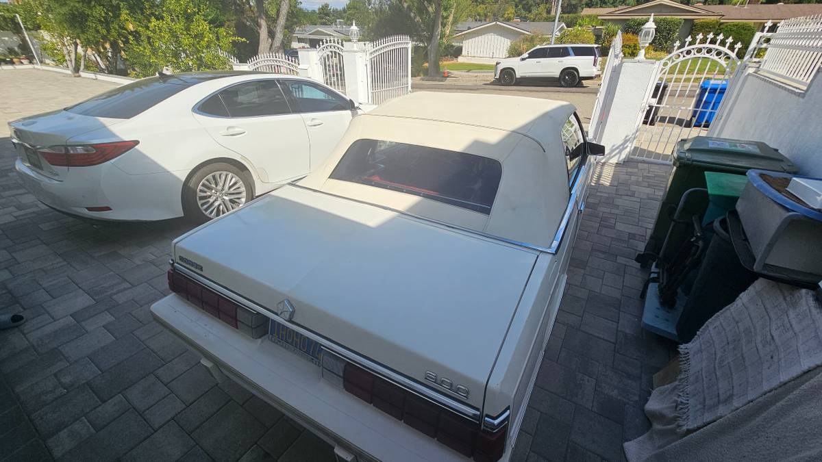 Dodge-600-1987-white-3