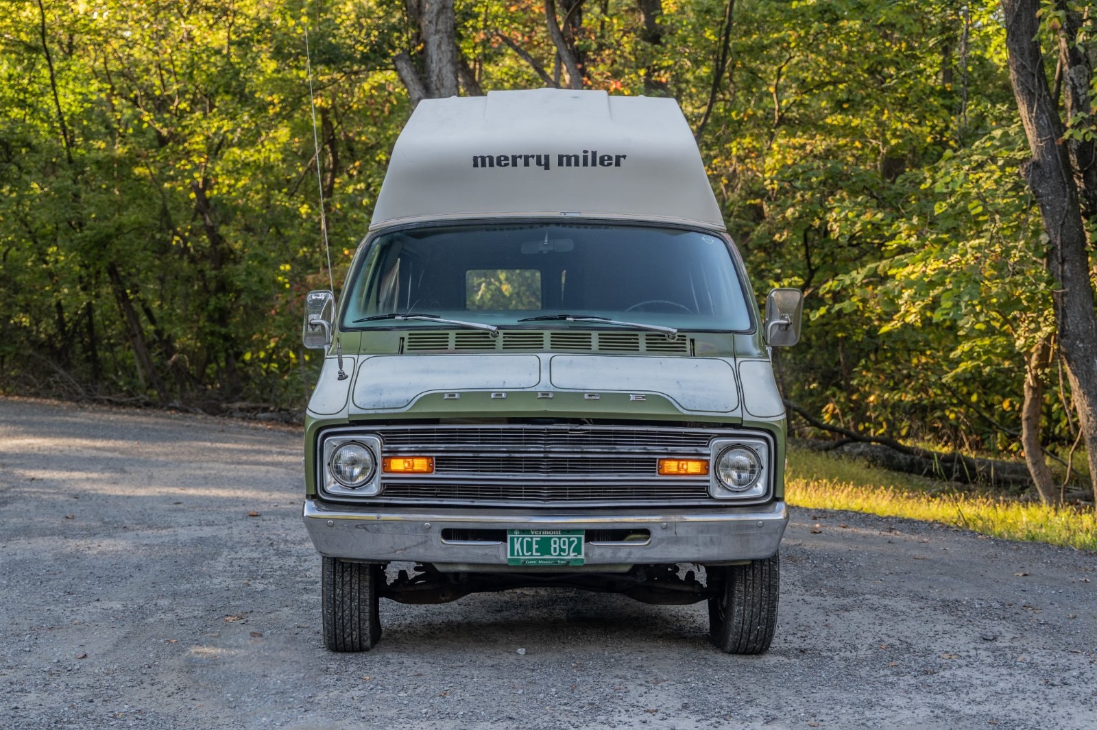 Dodge-B200-Van-1976-Van-Camper-1