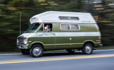 Dodge-B200-Van-1976-Van-Camper-10