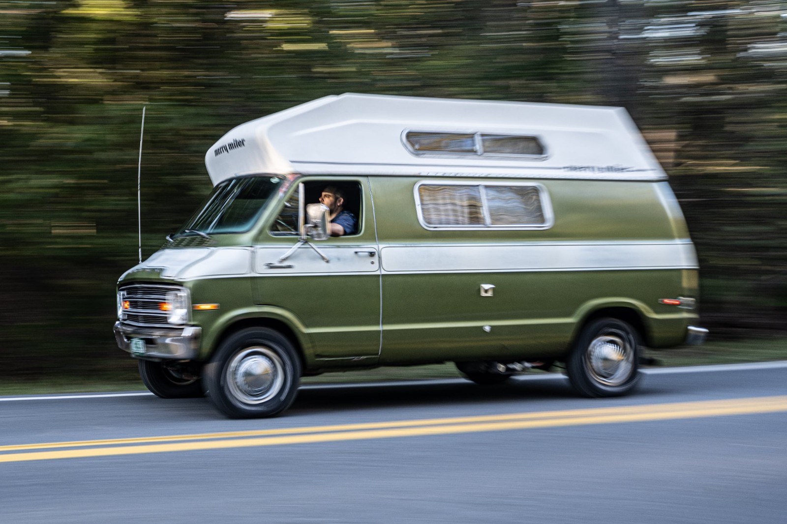 Dodge-B200-Van-1976-Van-Camper-10