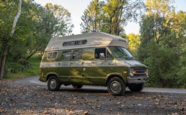 Dodge-B200-Van-1976-Van-Camper-11