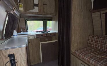 Dodge-B200-Van-1976-Van-Camper-15
