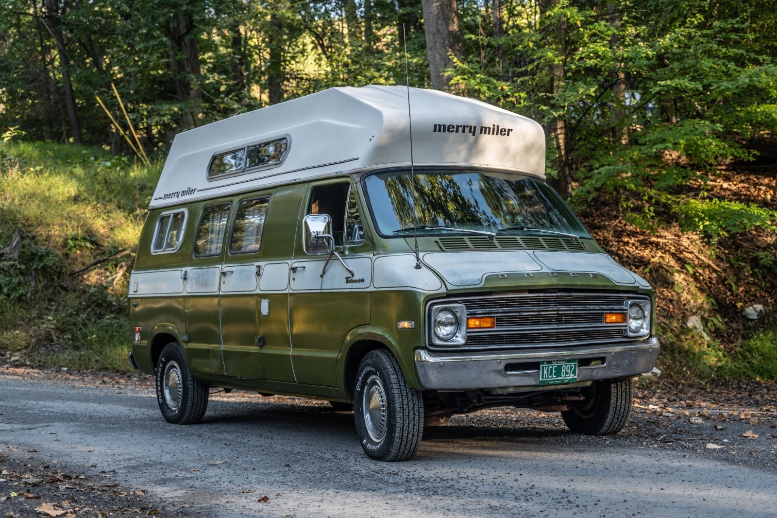 Dodge-B200-Van-1976-Van-Camper-17