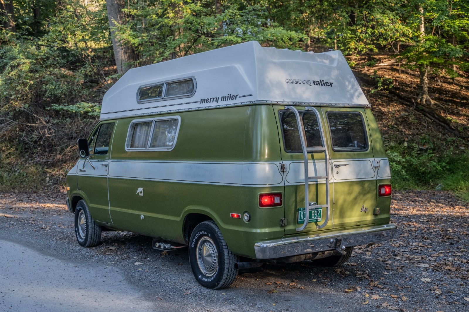 Dodge-B200-Van-1976-Van-Camper-5