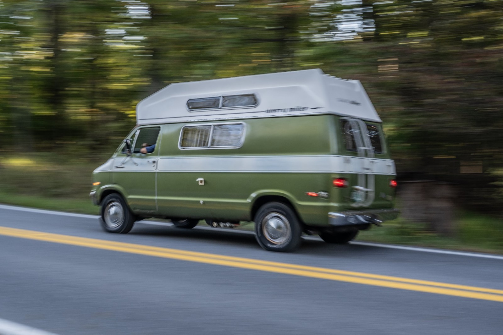 Dodge-B200-Van-1976-Van-Camper-9