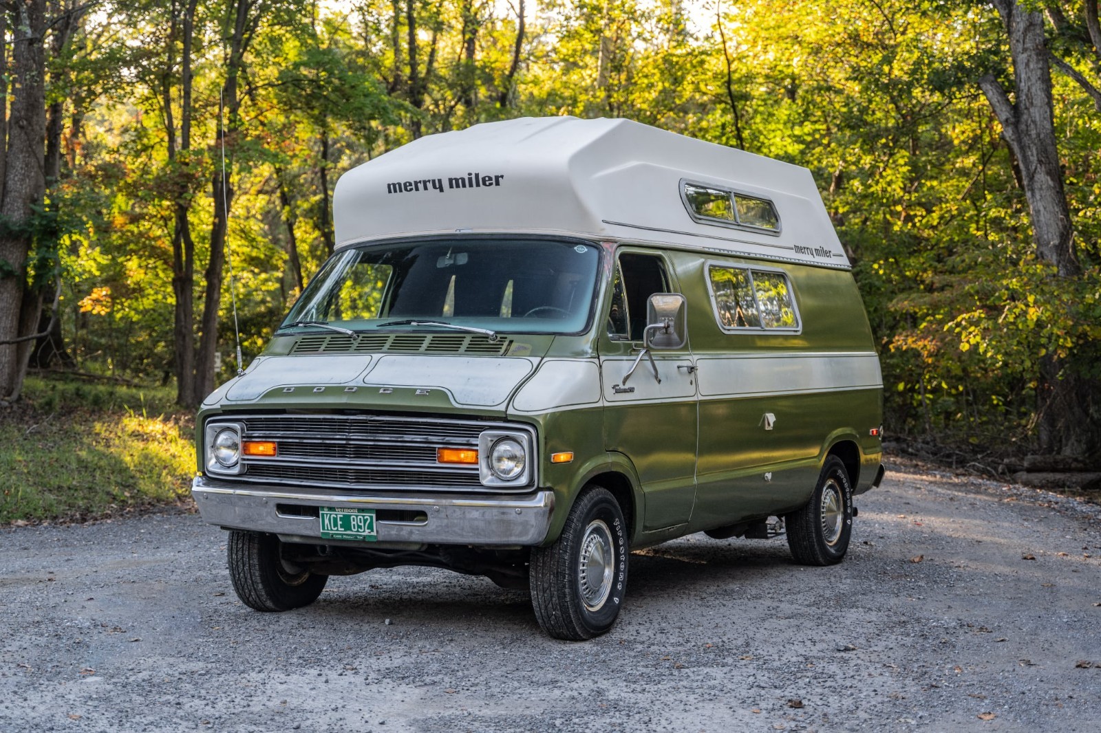Dodge-B200-Van-1976-Van-Camper