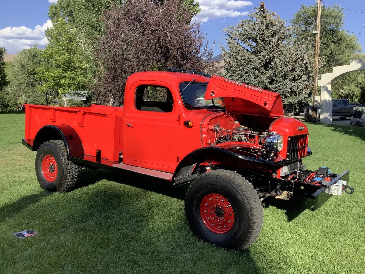 Dodge-B3b-1951-Viper-Red-Red-12