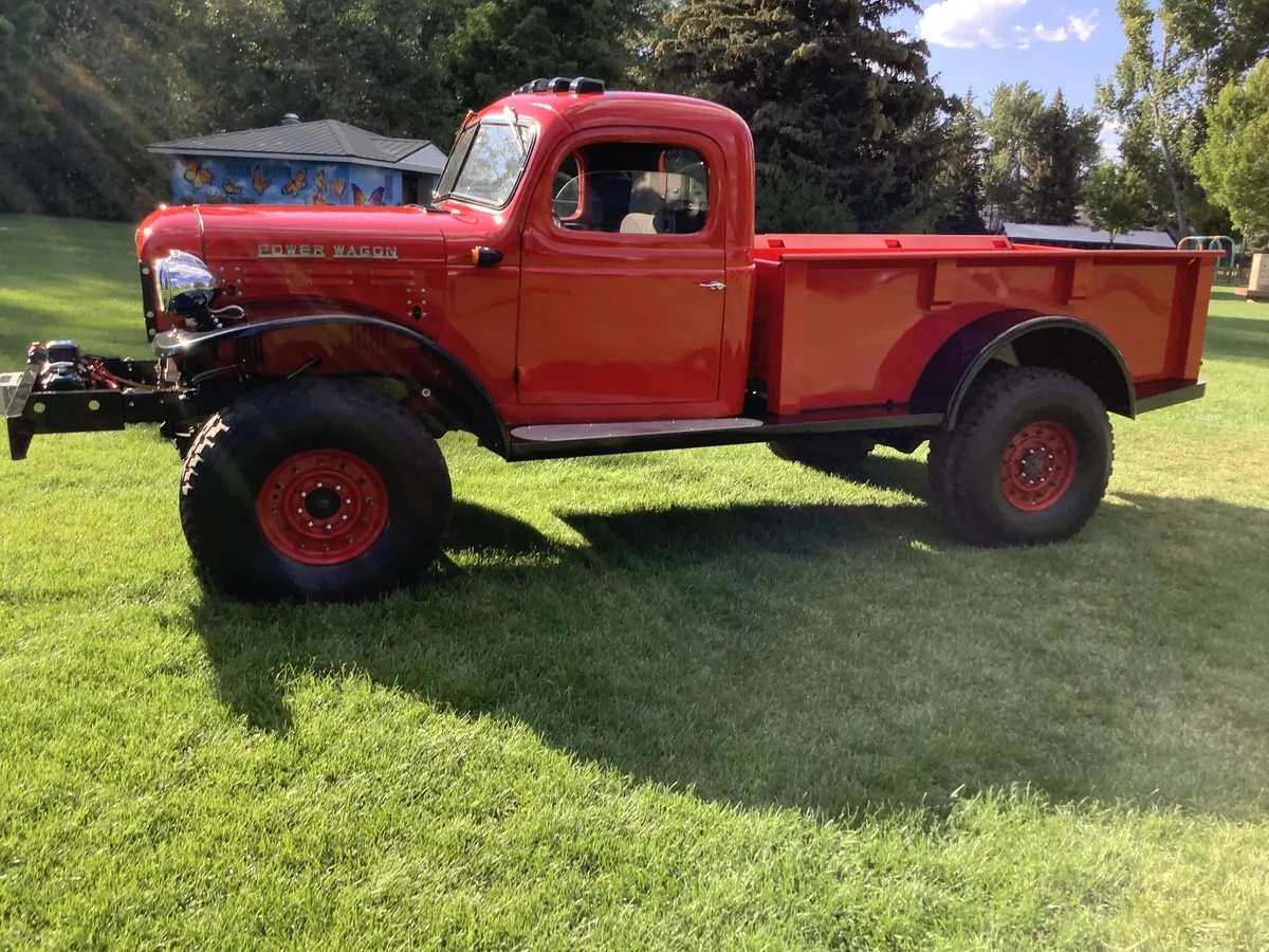 Dodge-B3b-1951-Viper-Red-Red-4