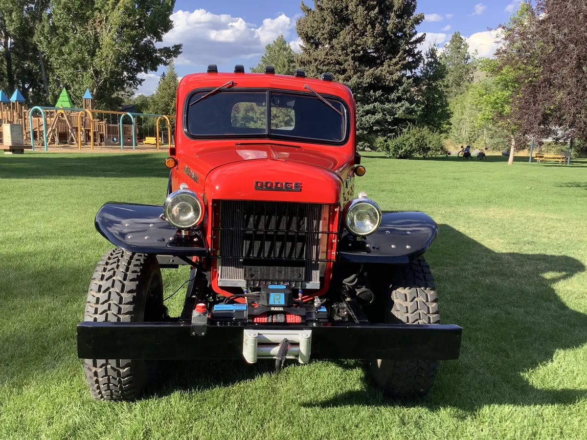 Dodge-B3b-1951-Viper-Red-Red-8