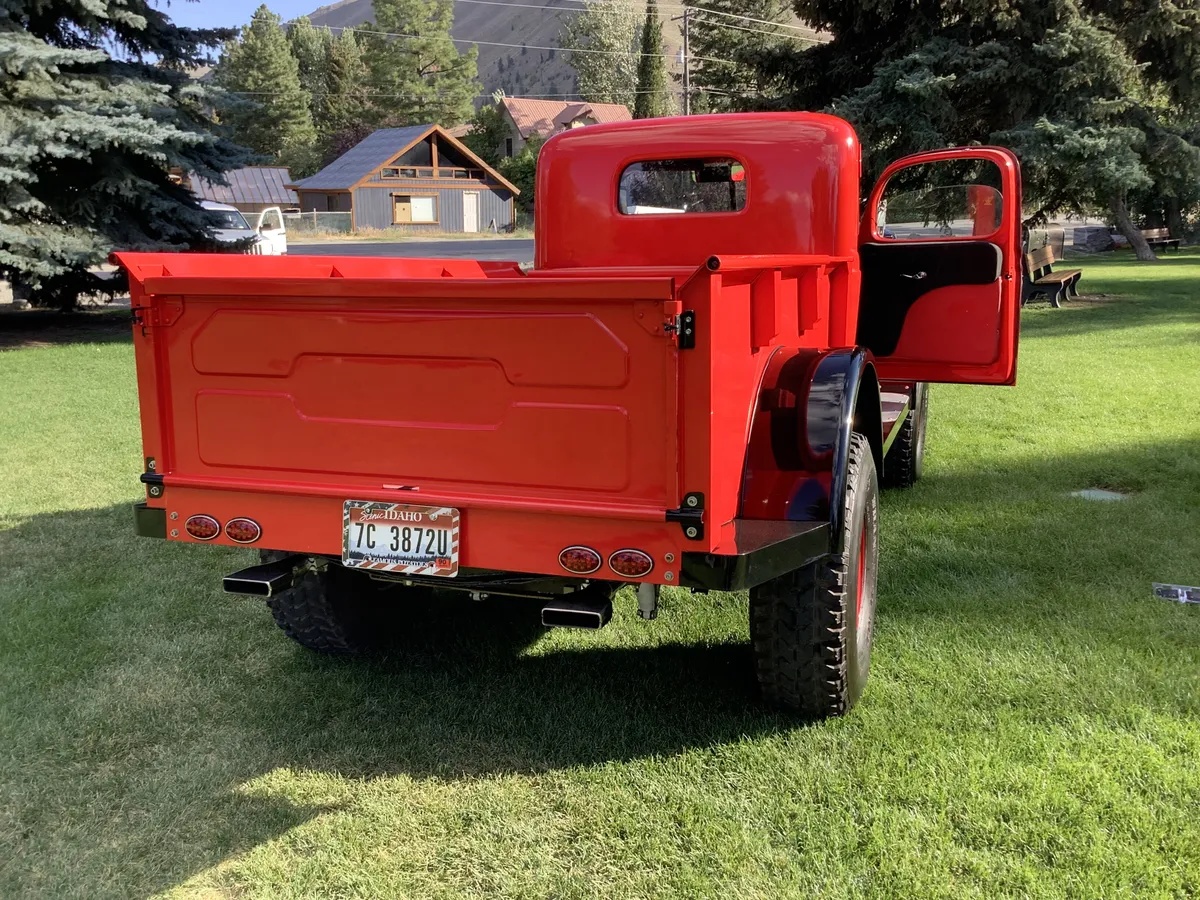 Dodge-B3b-1951-Viper-Red-Red-9