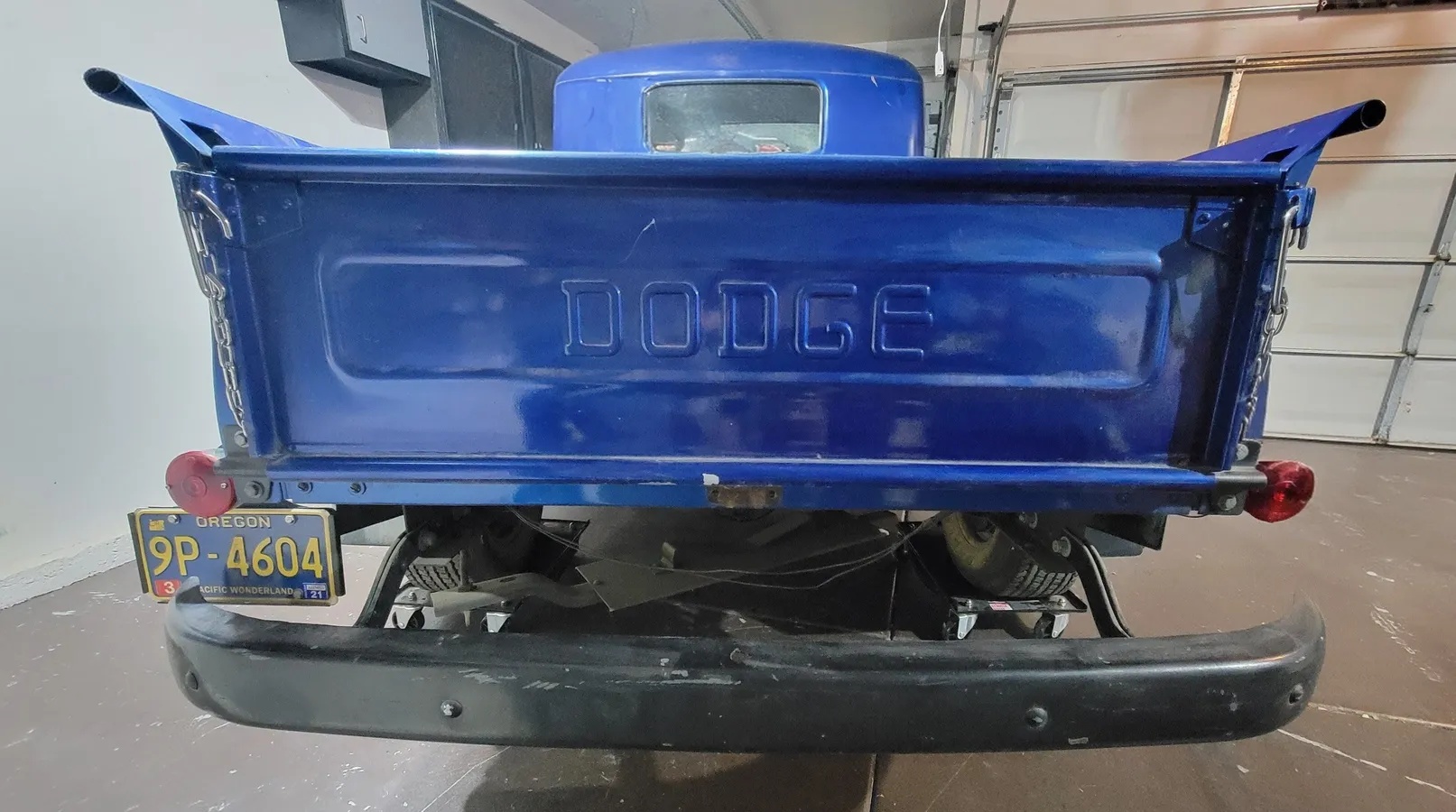 Dodge-B3b-1952-Blue-Brown-6