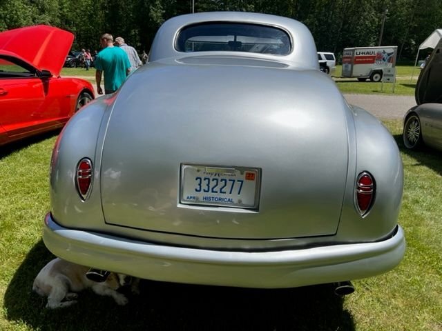 Dodge-Business-Coupe-1948-14