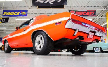 Dodge-Challenger-1970-16