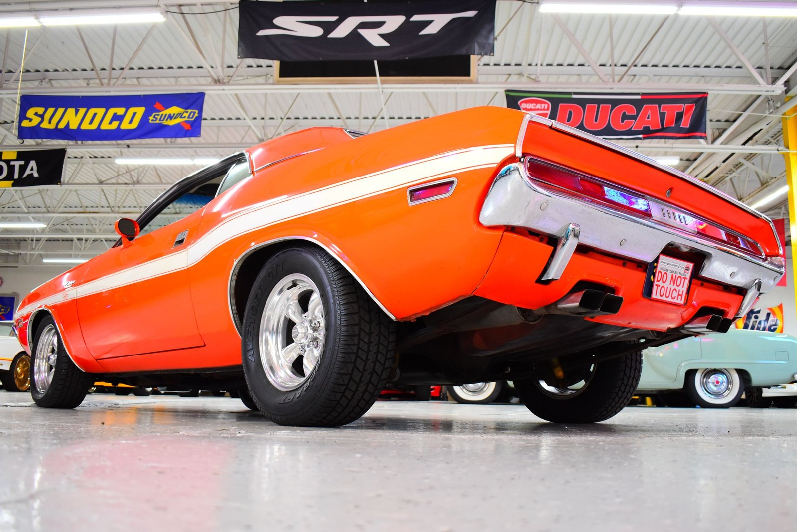 Dodge-Challenger-1970-16