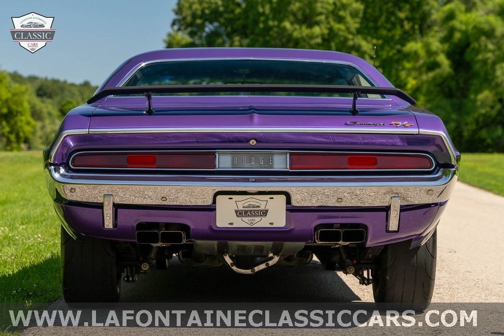 Dodge-Challenger-1970-2dr-Hardtop-35