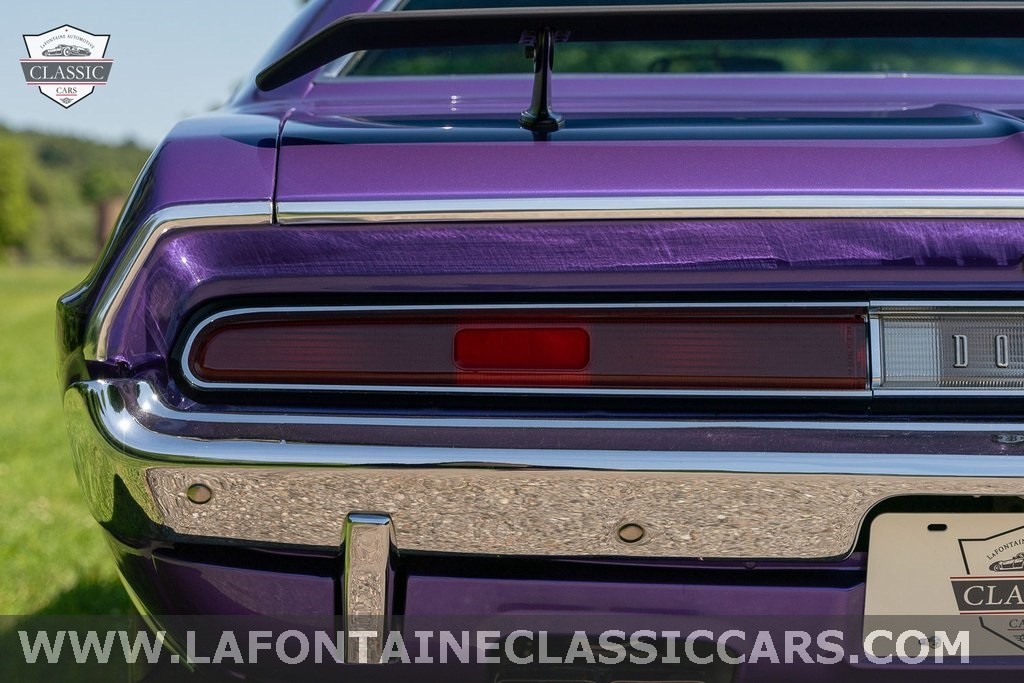 Dodge-Challenger-1970-2dr-Hardtop-36