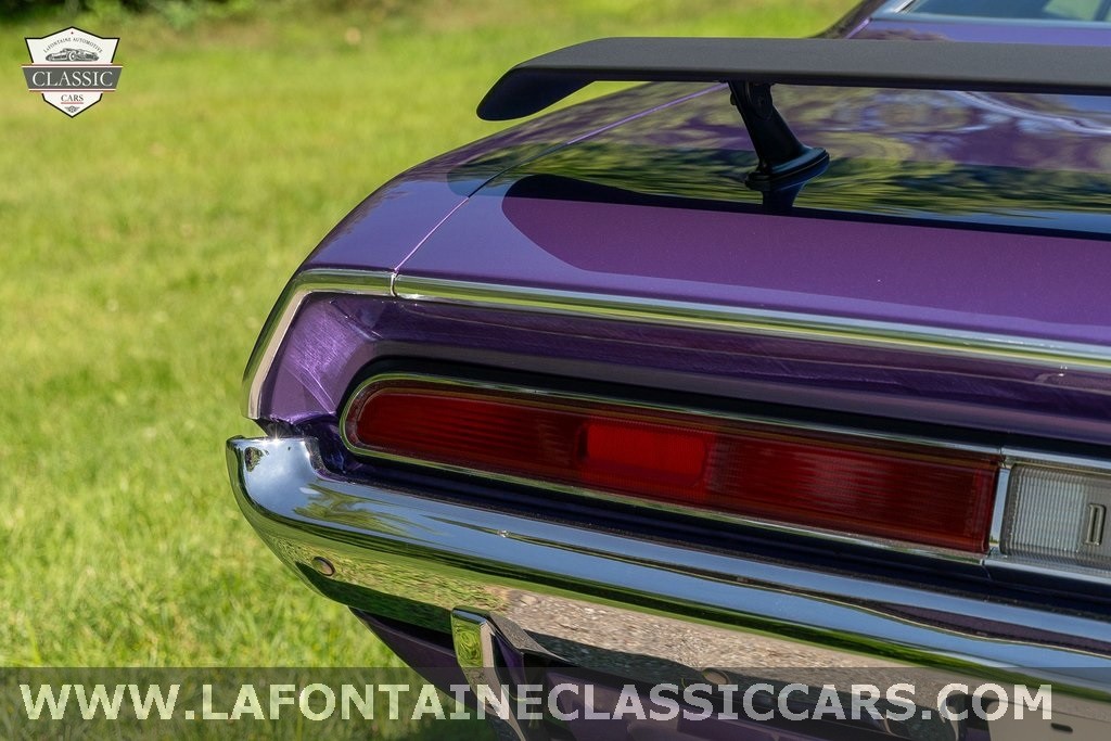 Dodge-Challenger-1970-2dr-Hardtop-37