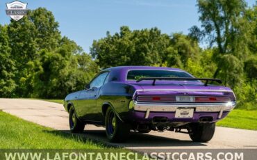 Dodge-Challenger-1970-2dr-Hardtop-5