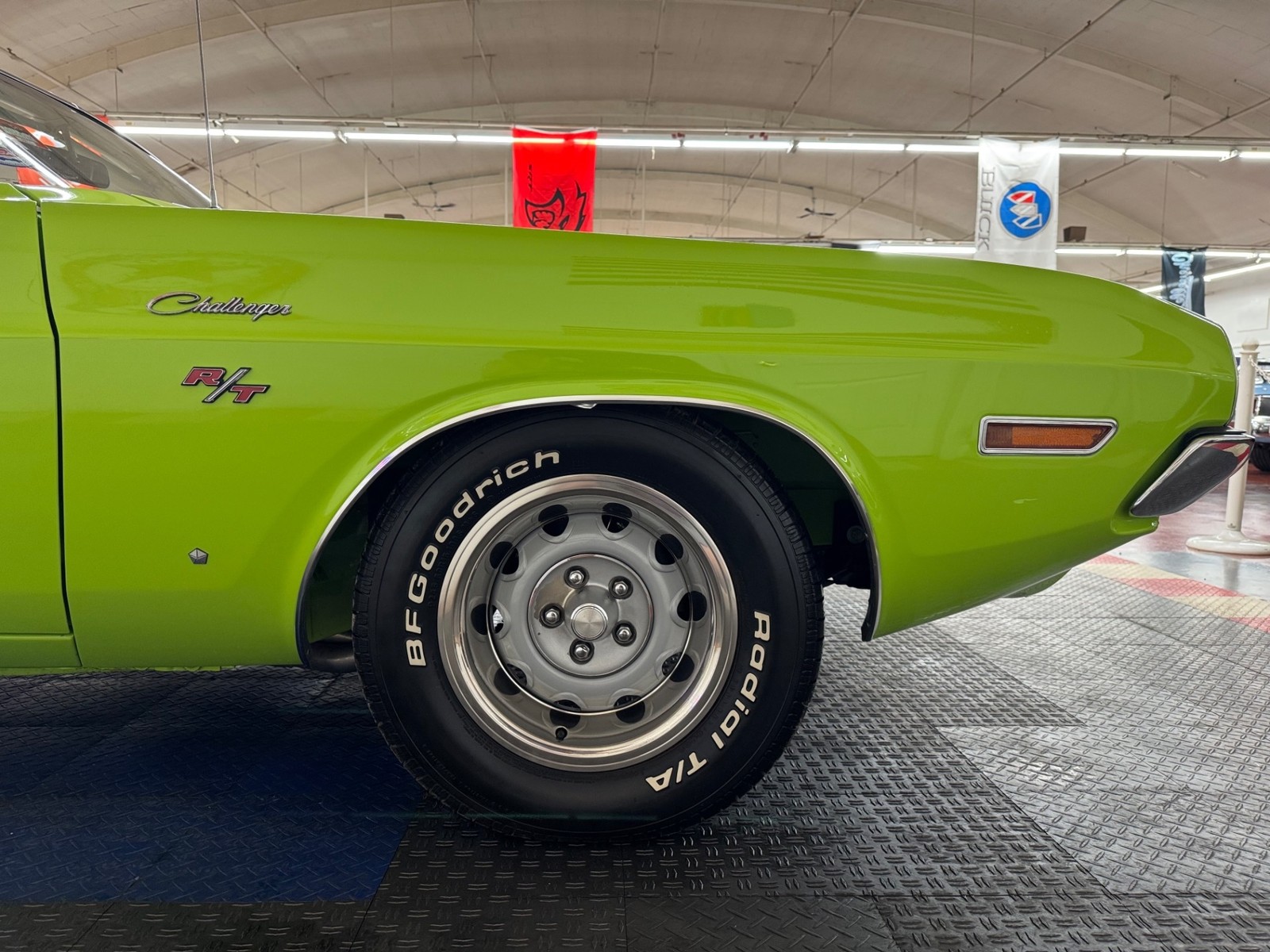 Dodge-Challenger-1970-38