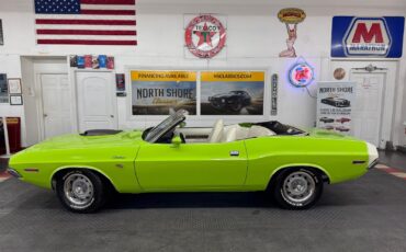 Dodge-Challenger-1970-4