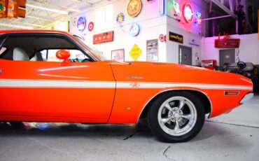 Dodge-Challenger-1970-7