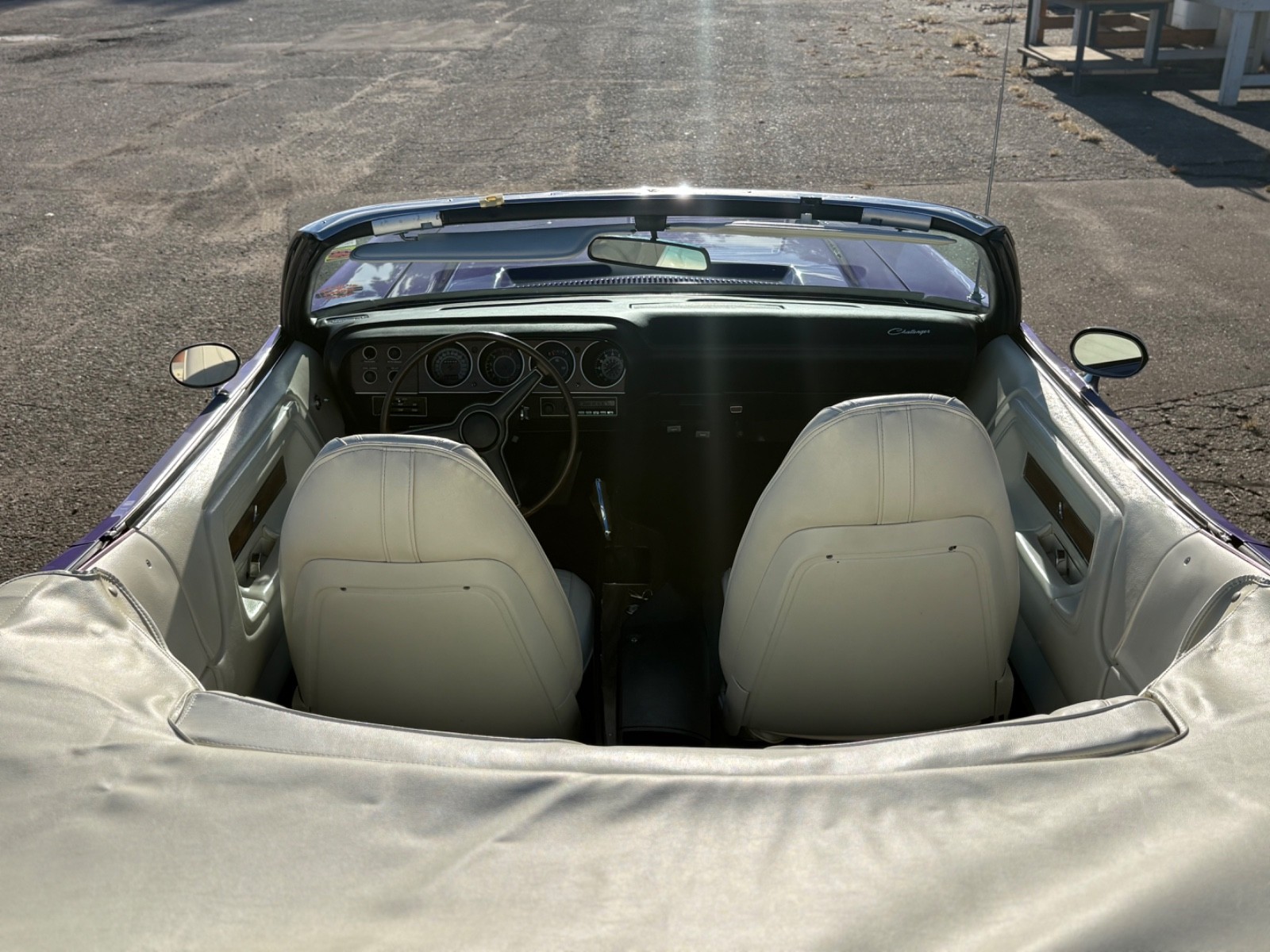 Dodge-Challenger-1970-Convertible-12