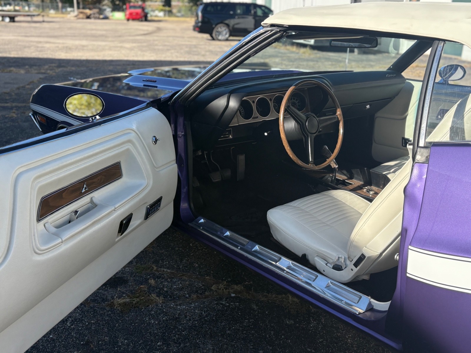 Dodge-Challenger-1970-Convertible-13