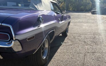 Dodge-Challenger-1970-Convertible-9