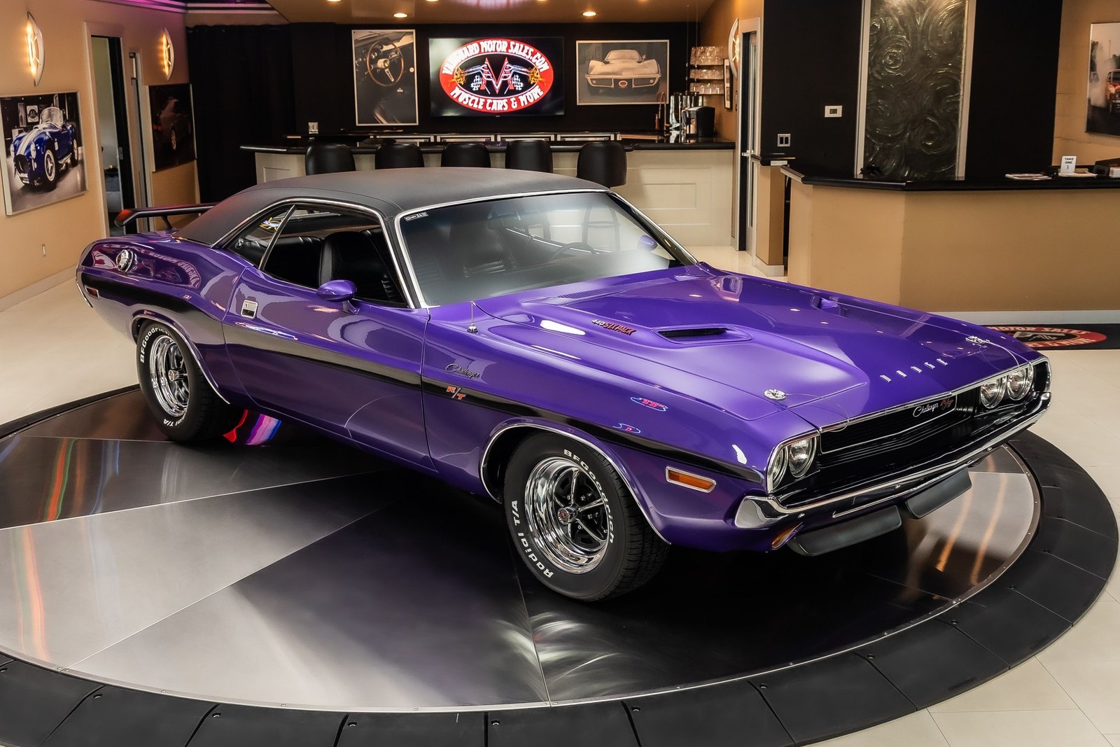 Dodge-Challenger-1970-Coupe-10