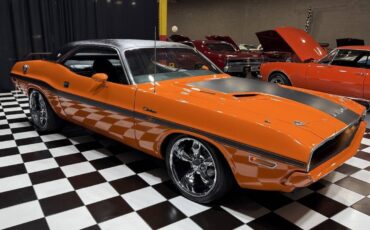 Dodge-Challenger-1970-Coupe-11